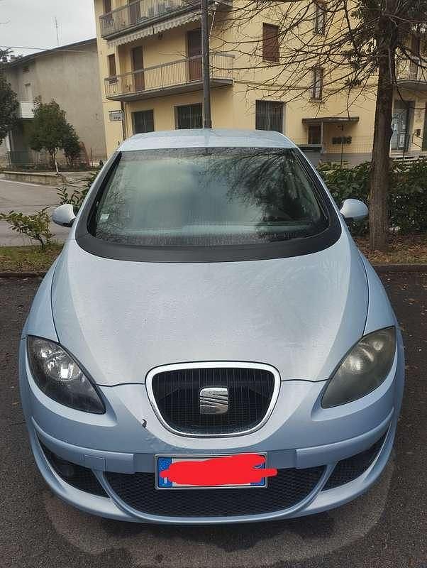 Usata Seat Altea Style 105 CV (77 kW) 2010 Monovolume
