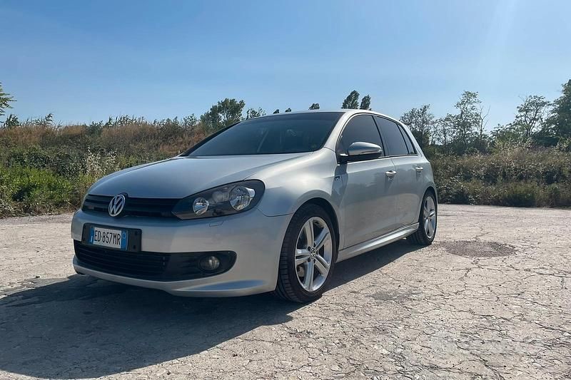 Usata VW Golf VI 160 CV (117 kW) 2010 Grigio Utilitaria