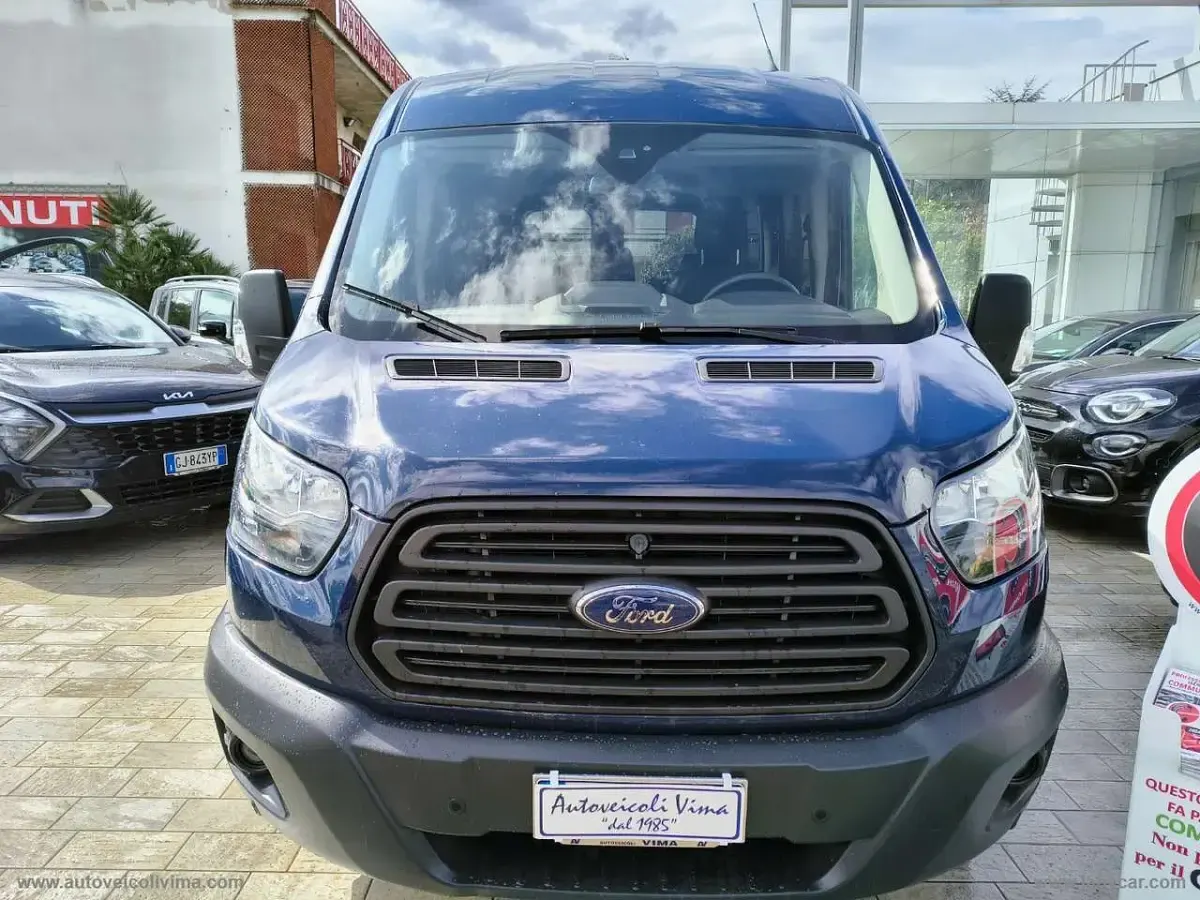 Begagnad Ford Transit 131 HK (96 kW) 2019 Blå Kombi