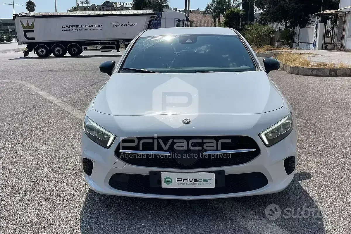 Usata Mercedes A180 116 CV (85 kW) 2023 Bianco Utilitaria