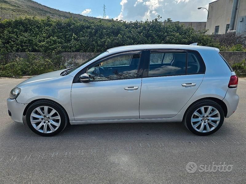 Usata VW Golf VI 110 CV (80 kW) 2009 Grigio Utilitaria