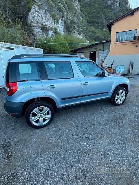 Usata Skoda Yeti 2010 Grigio SUV