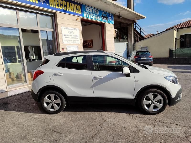 Usata Opel Mokka 115 CV (84 kW) 2016 Bianco SUV