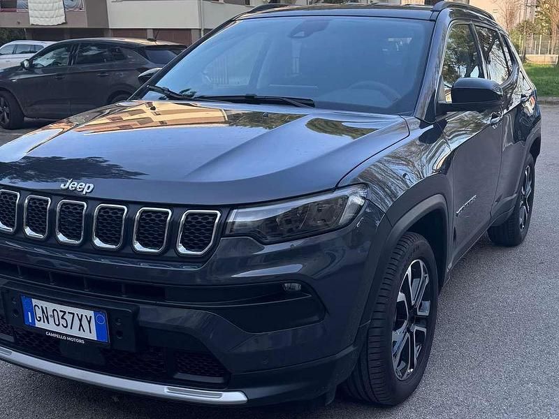 Usata Jeep Compass Limited 131 CV (96 kW) 2023 Grigio SUV
