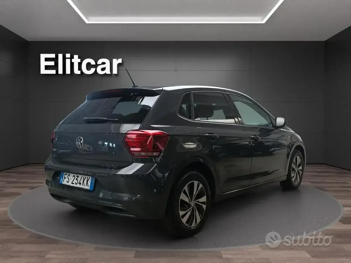 Usata VW Polo Highline 95 CV (69 kW) 2018 Grigio Utilitaria
