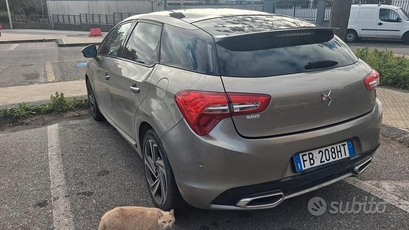 Usata DS Automobiles DS5 2015 Grigio Utilitaria