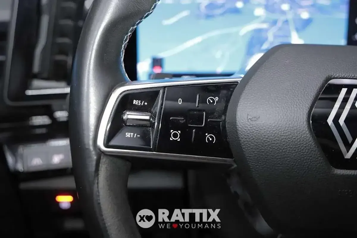 Usata Renault Austral Techno Esprit Alpine 200 CV (147 kW) 2023 Grigio SUV
