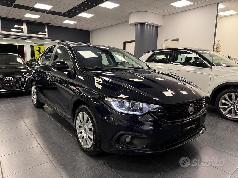 Blu Usata 2019 Fiat Tipo Lounge Tre volumi | 8500 € (Ottimo prezzo) - Immagine 1/4
