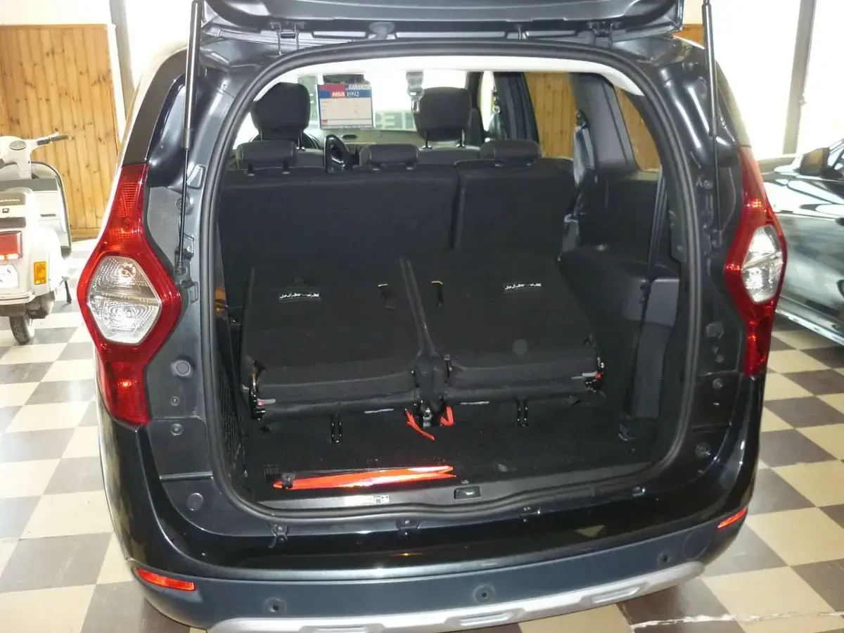 Usata Dacia Lodgy Stepway 116 CV (85 kW) 2022 Grigio Monovolume