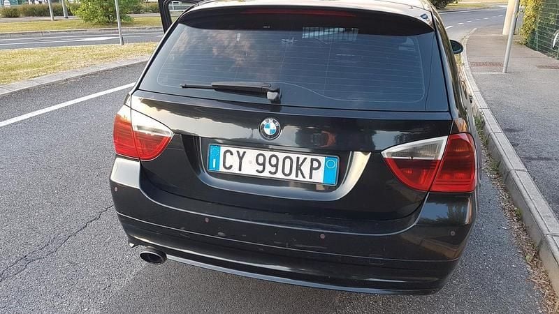 Usata BMW 320 M Sport 163 CV (119 kW) 2005 Nero Station wagon