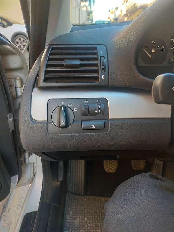 Usata BMW 318 Efficient Dynamics 118 CV (86 kW) 1998 Grigio Berlina