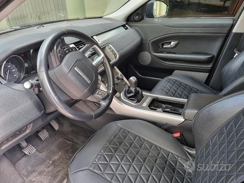 Usata Land Rover Range Rover evoque SE 150 CV (110 kW) 2017 Berlina