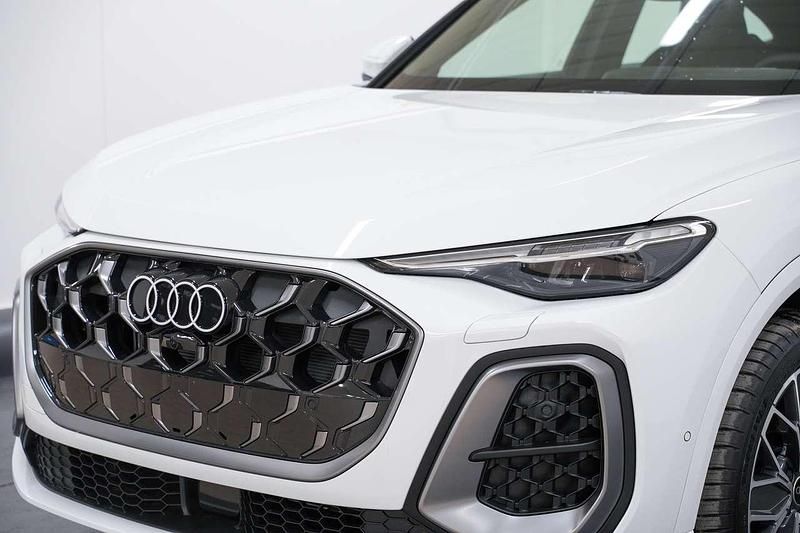 Nuova Audi Q5 Sportback S-Line 204 CV (150 kW) 2025 Bianco SUV