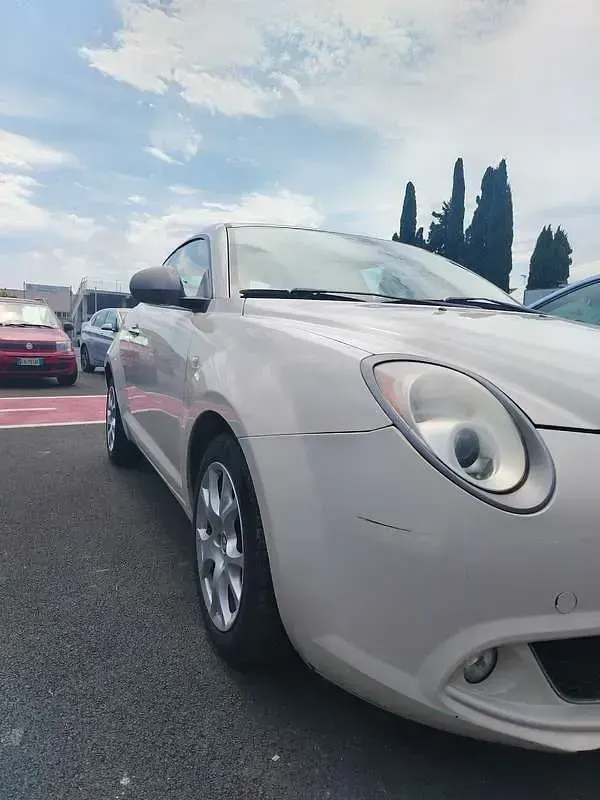 Usata Alfa Romeo MiTo Progression 84 CV (61 kW) 2012 Utilitaria