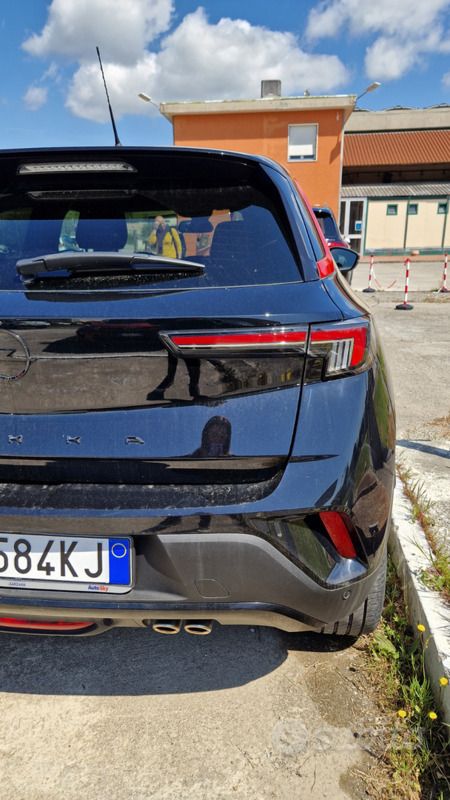 Usata Opel Mokka 131 CV (96 kW) 2022 Nero SUV
