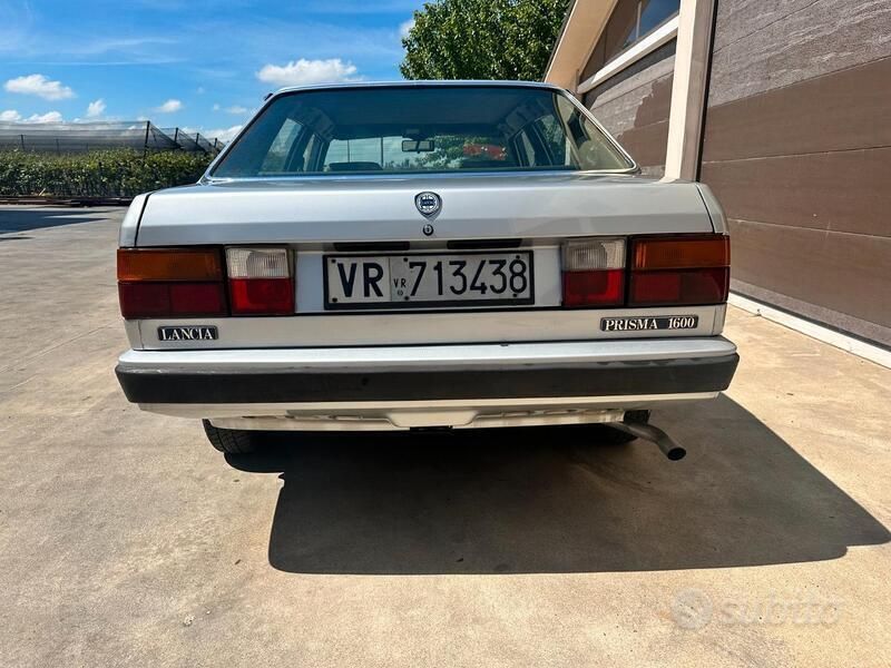 Usata Lancia Prisma 105 CV (77 kW) 1985 Grigio Berlina