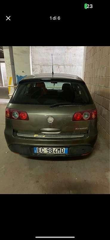 Usata Fiat Croma Dynamic 120 CV (88 kW) 2011 Grigio Station wagon