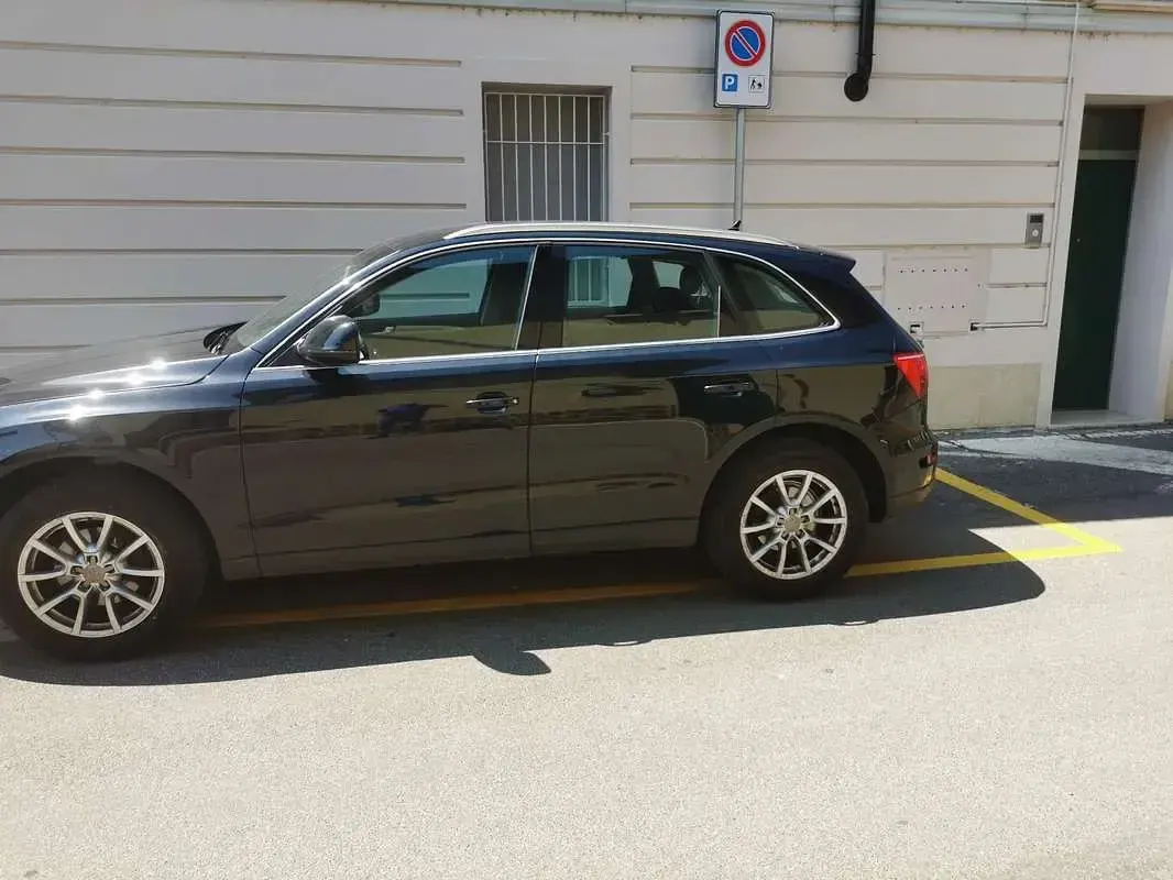 Usata Audi Q5 Advanced Plus 170 CV (125 kW) 2012 Nero SUV