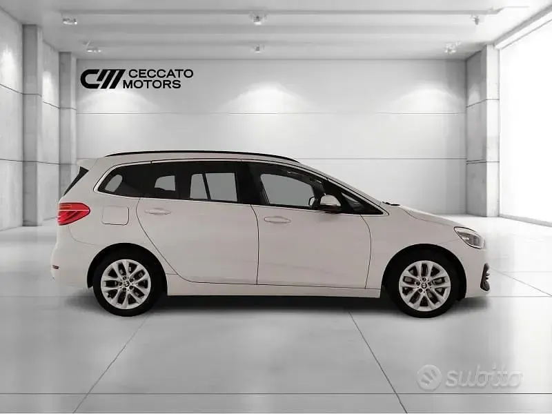 Usata BMW 220 Gran Tourer Advantage 190 CV (139 kW) 2021 Bianco Monovolume