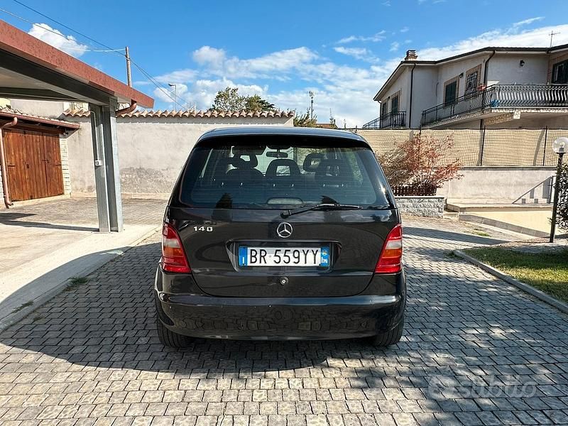 Usata Mercedes A140 82 CV (60 kW) 2000 Grigio Berlina
