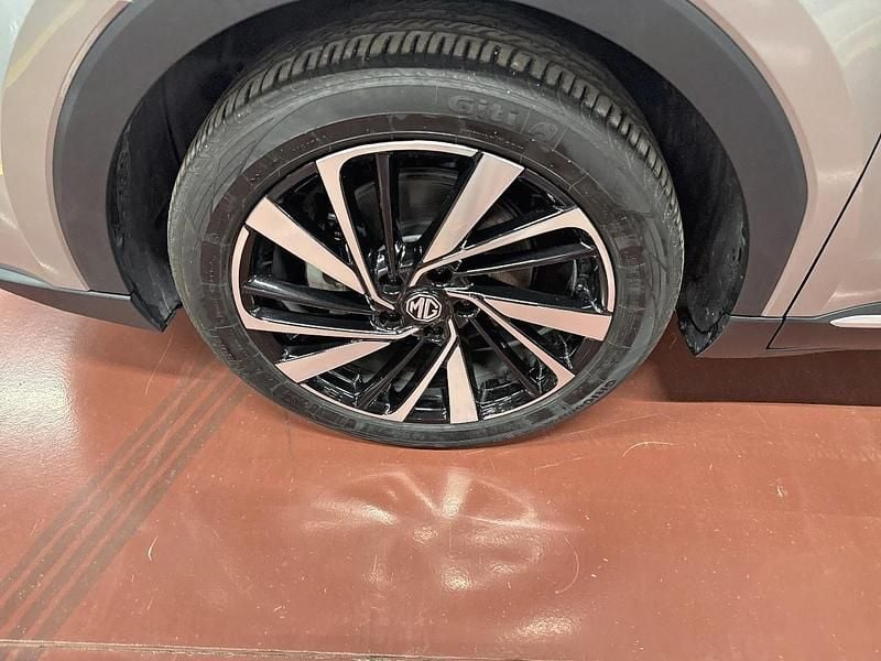 Usata MG ZS Luxury 2025 Grigio Coupé