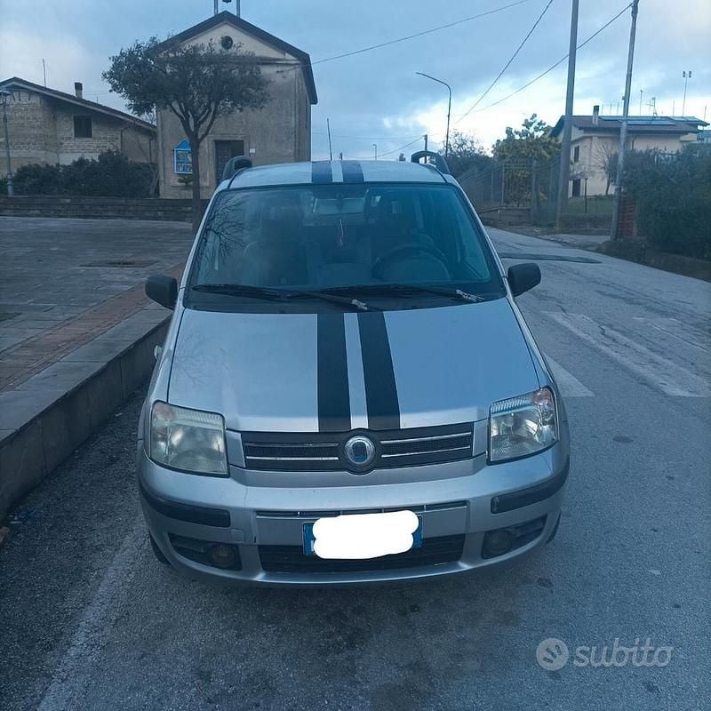 Usata Fiat Panda 70 CV (51 kW) 2006 Grigio Utilitaria