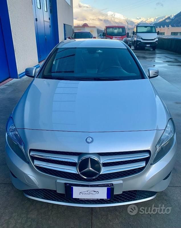 Usata Mercedes A180 2014 Grigio Berlina