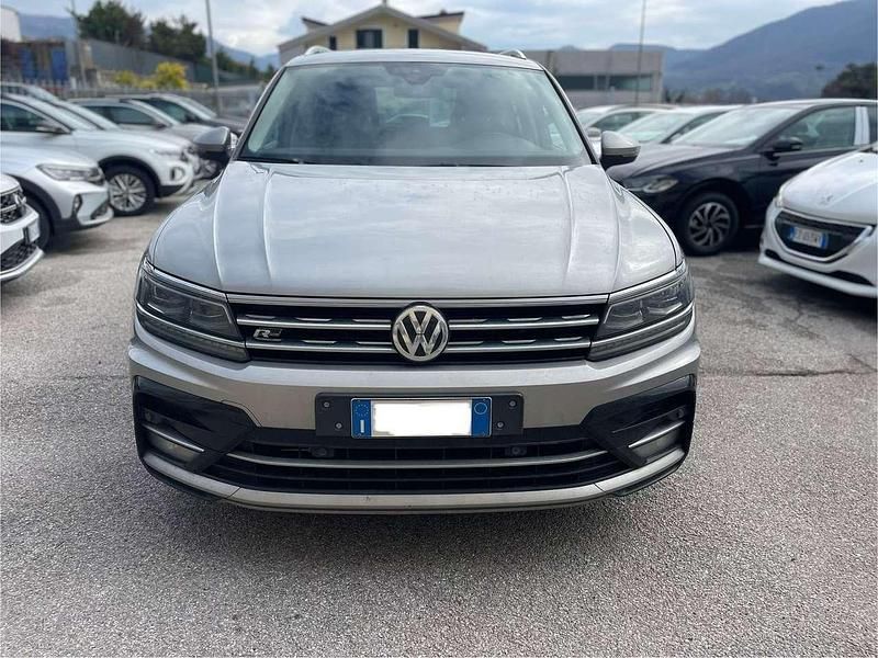 Usata VW Tiguan R-line 150 CV (110 kW) 2018 Beige SUV