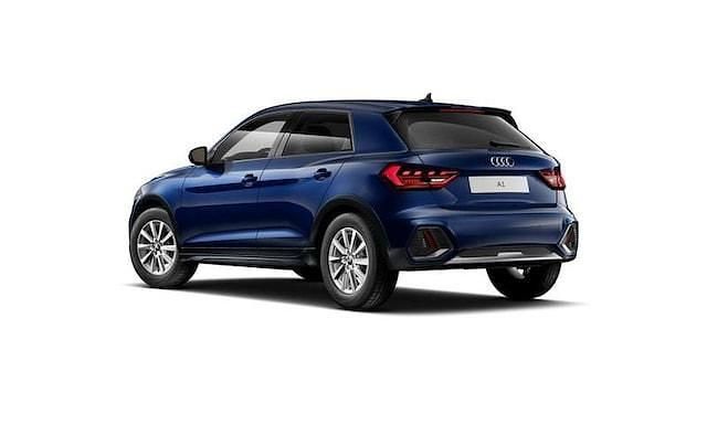 Usata Audi A1 Advanced Plus 116 CV (85 kW) 2025 Blu/azzurro SUV