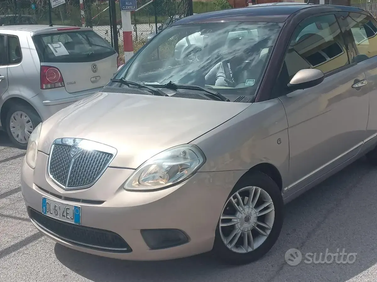 Usata Lancia Ypsilon 90 CV (66 kW) 2007 Utilitaria