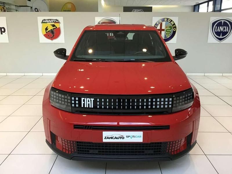 Nuova Fiat Grande Panda Icon 110 CV (80 kW) 2026 Rosso Utilitaria