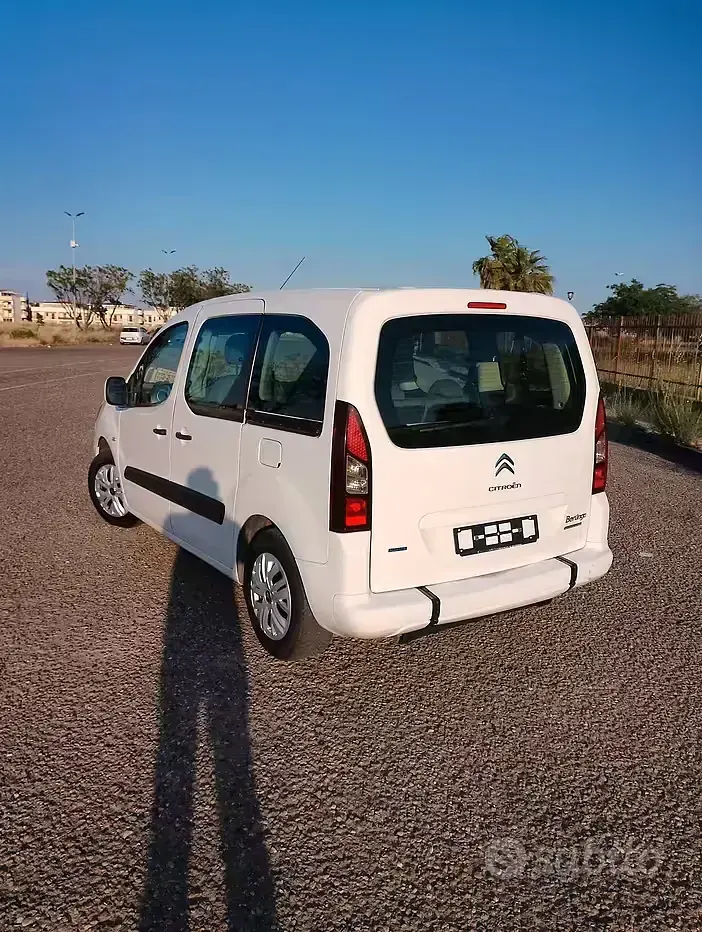 Usata Citroën Berlingo 111 CV (81 kW) 2016 Bianco Monovolume