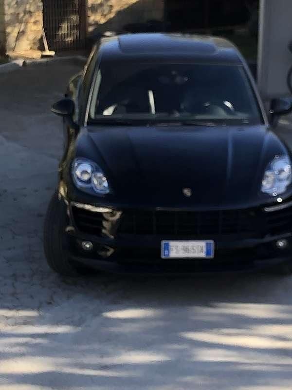 Usata Porsche Macan 250 CV (183 kW) 2018 Nero SUV