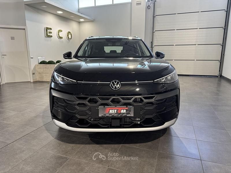 Nuova VW T-Roc Life 116 CV (85 kW) 2026 Nero SUV