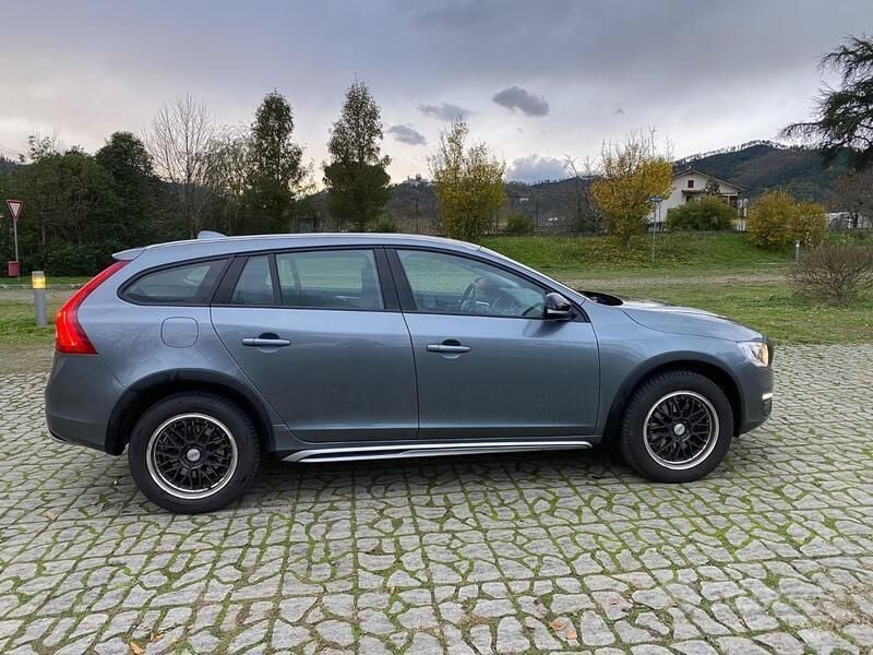 Usata Volvo V60 CC 150 CV (110 kW) 2018 Station wagon