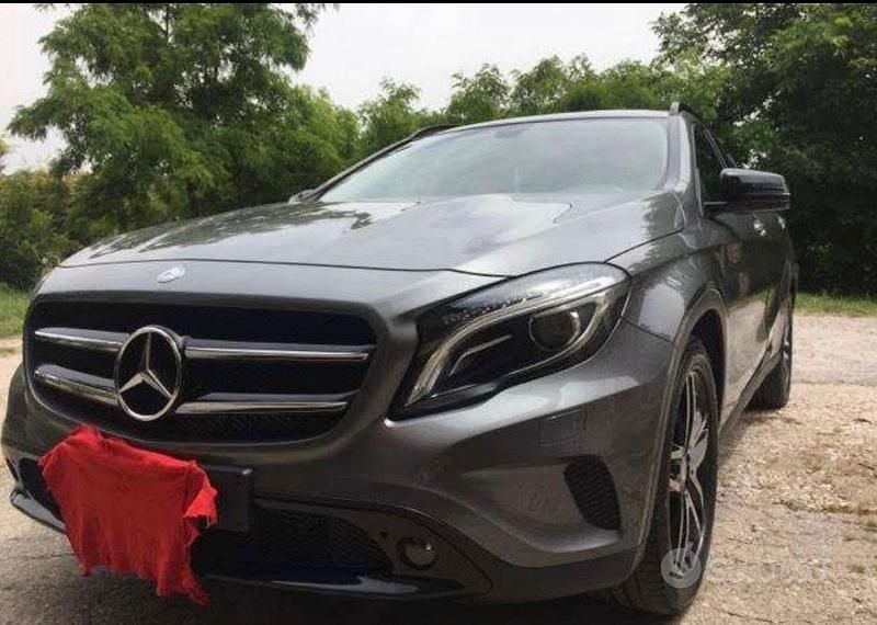 Usata Mercedes GLA200 136 CV (100 kW) 2015 SUV