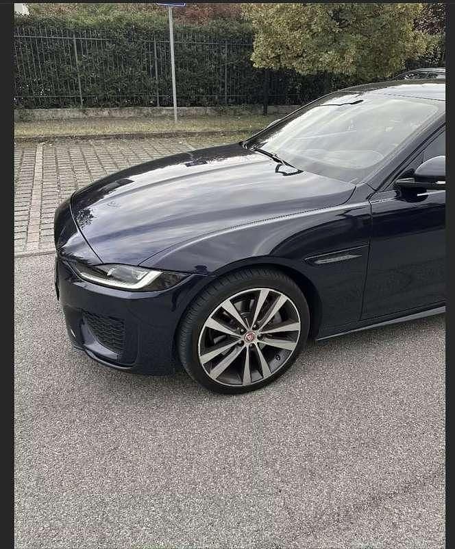 Usata Jaguar XE R-Dynamic 179 CV (131 kW) 2019 Berlina