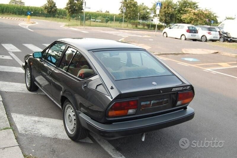 Usata Alfa Romeo GTV 130 CV (95 kW) 1982 Nero Coupé