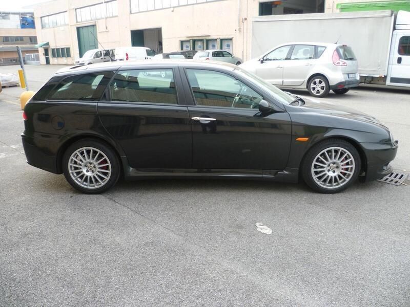 Usata Alfa Romeo 156 GTA 250 CV (183 kW) 2003 Nero Station wagon