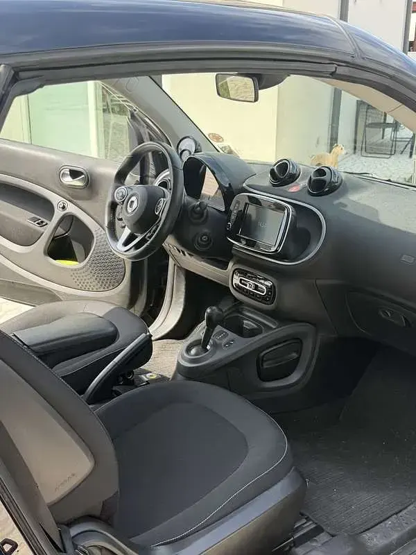 Usata Smart ForTwo Cabrio Superpassion 71 CV (52 kW) 2019 Cabrio