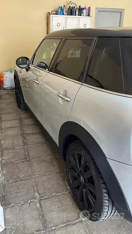 Usata Mini Cooper D 116 CV (85 kW) 2018 Utilitaria