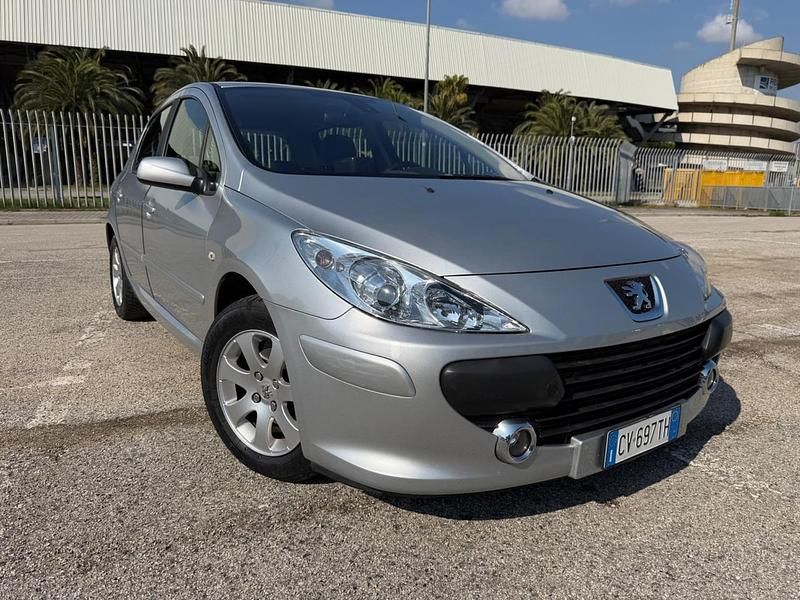 Usata Peugeot 307 88 CV (64 kW) 2006 Argento Berlina