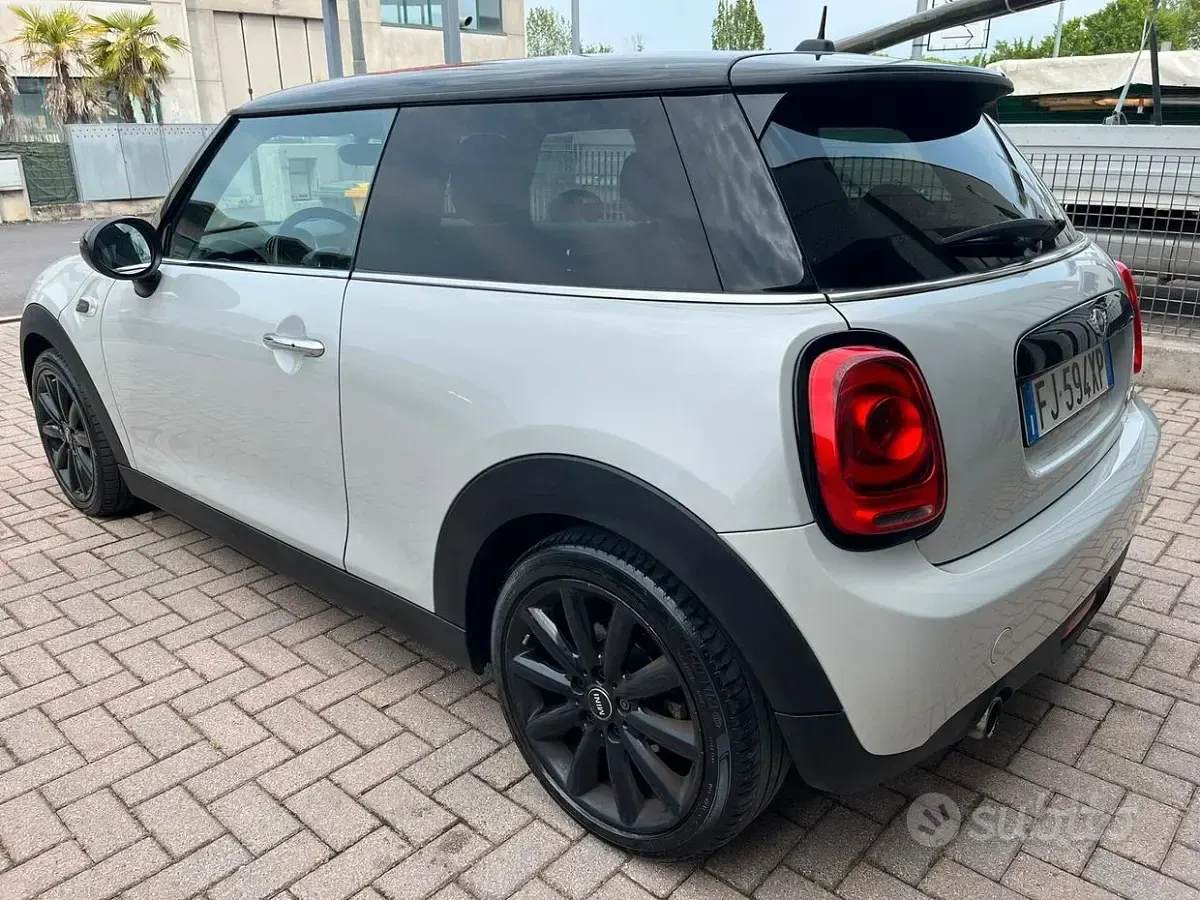 Usata Mini One D Hype 116 CV (85 kW) 2017 Grigio Utilitaria