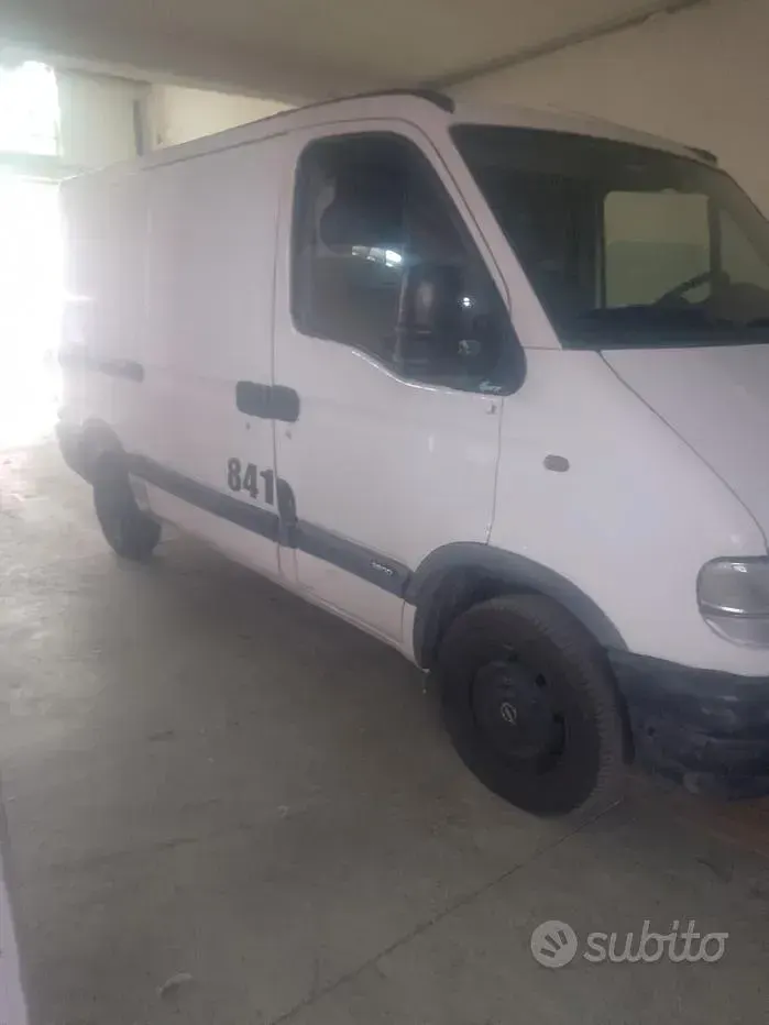 Usata Opel Movano 114 CV (83 kW) 1999 Monovolume