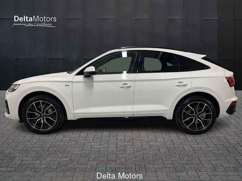 Käytetty Audi Q5 S-Line 204 HP (150 kW) 2022 Valkoinen Katumaasturi