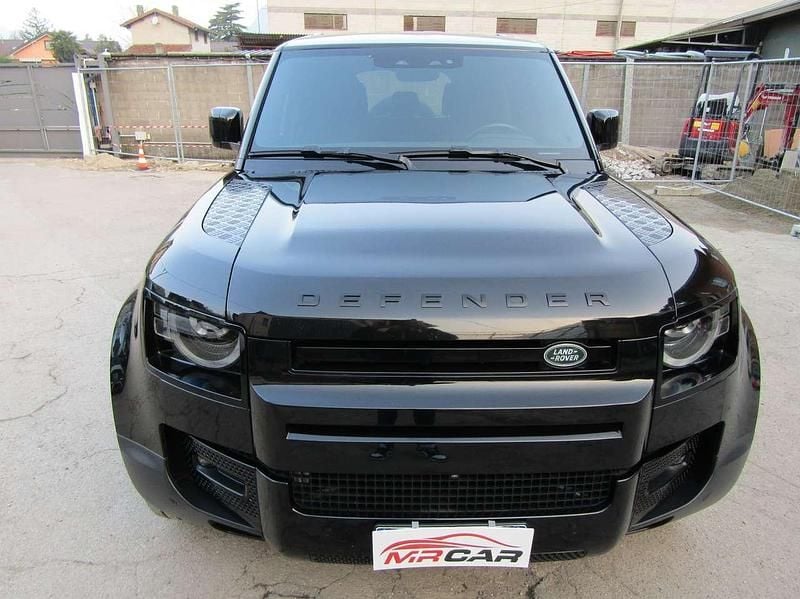 Usata Land Rover Defender HSE Dynamic 200 CV (147 kW) 2023 Nero metallizzato SUV