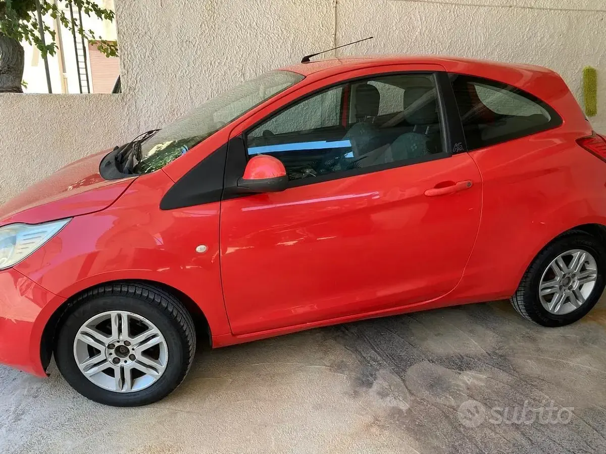 Usata Ford Ka 69 CV (50 kW) 2010 Rosso Utilitaria