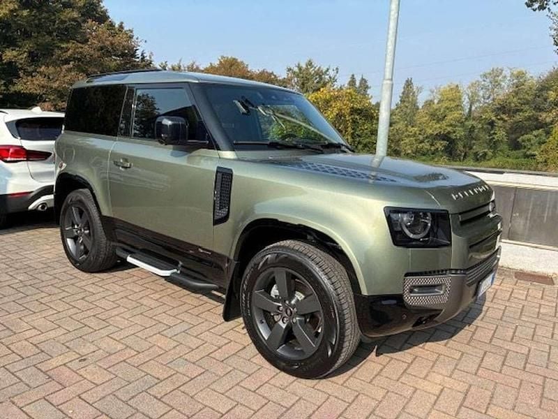 Usata Land Rover Defender HSE Dynamic 249 CV (183 kW) 2021 Verde SUV