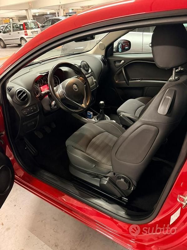 Usata Alfa Romeo MiTo 70 CV (51 kW) 2016 Rosso Utilitaria