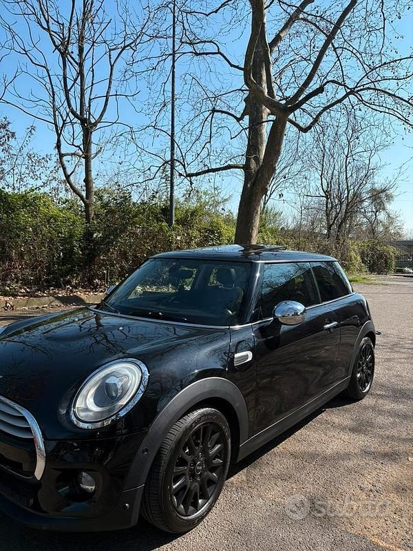 Usata Mini Cooper 136 CV (100 kW) 2015 Nero Utilitaria